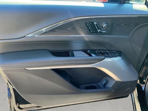 New 2024 Cadillac Lyriq Luxury image 19