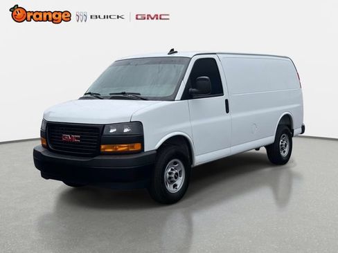 Used 2025 GMC Savana 2500 w/ Driver Convenience Package RWD image 6