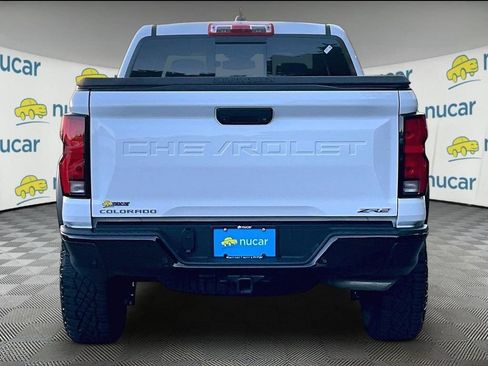 Used 2024 Chevrolet Colorado ZR2 w/ ZR2 Convenience Package III AWD/4WD image 5