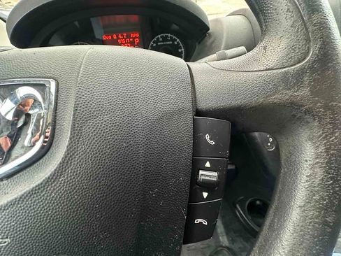 Used 2020 RAM ProMaster 2500 w/ Interior Convenience Group image 22