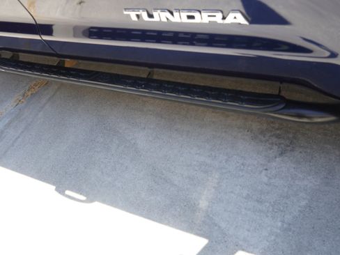 Used 2011 Toyota Tundra 4x4 Double Cab w/ TRD Off-Road Pkg image 33
