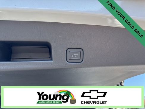 New 2026 Chevrolet Traverse Z71 w/ Driver Confidence Package image 13