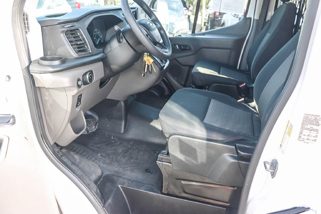 Certified 2025 Ford Transit 250 Low Roof w/ Exterior Upgrade Package RWD image 21