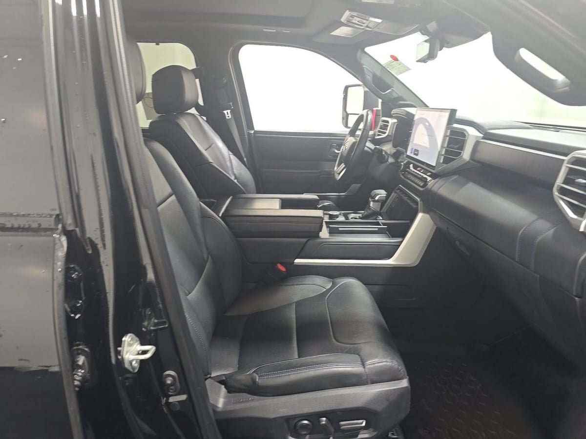 Used 2022 Toyota Tundra Platinum AWD/4WD image 7