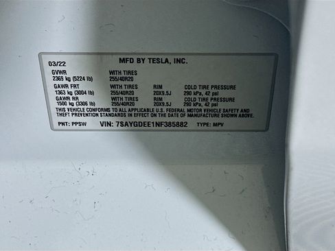 Used 2022 Tesla Model Y Long Range AWD/4WD image 12