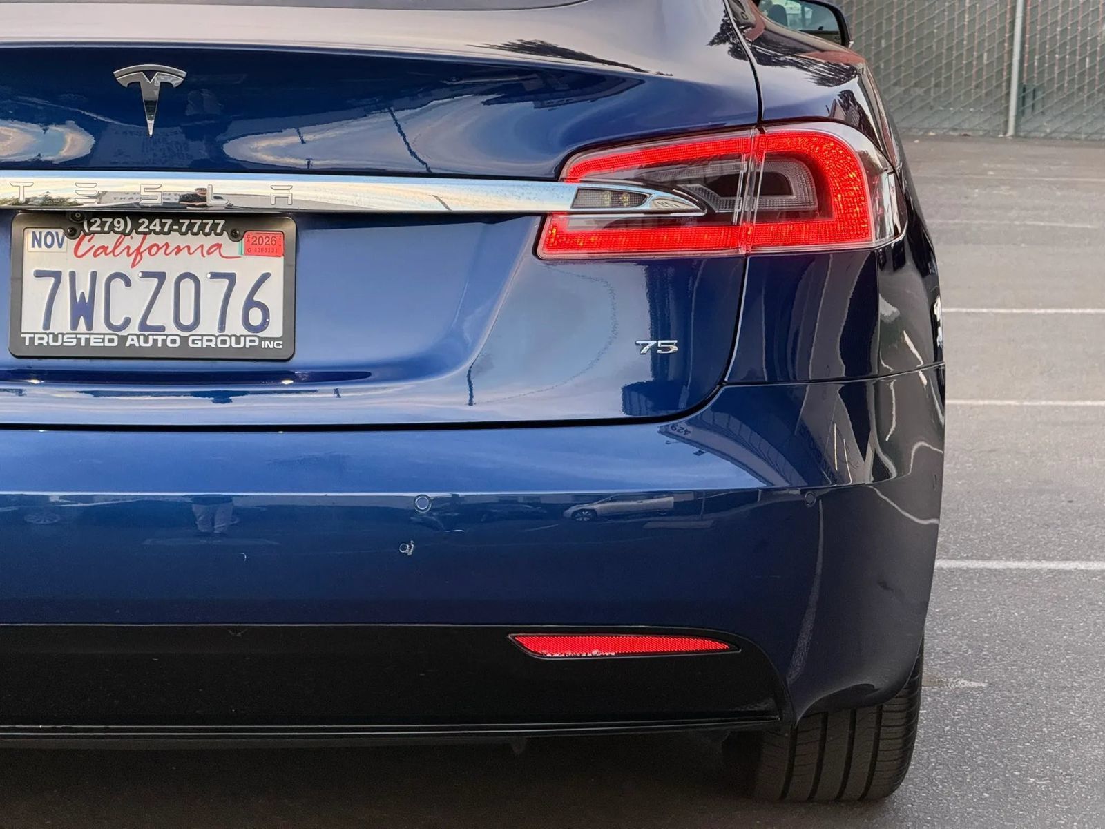 Used 2016 Tesla Model S 75 RWD image 10