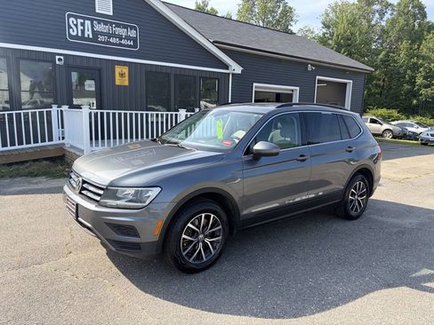 Used 2019 Volkswagen Tiguan SE w/ 3rd Row Seat Package AWD/4WD image 1