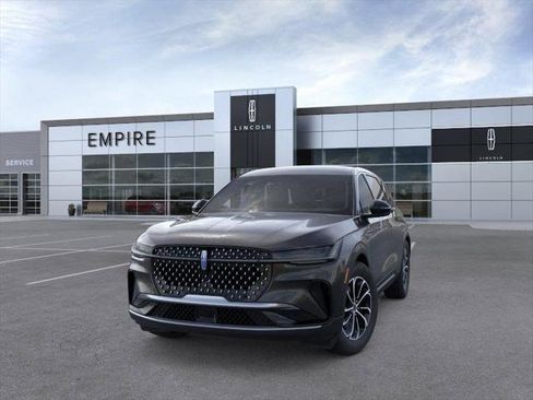 New 2026 Lincoln Nautilus Premier AWD/4WD image 2