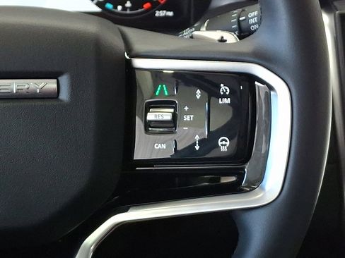 Certified 2025 Land Rover Discovery Sport S image 23