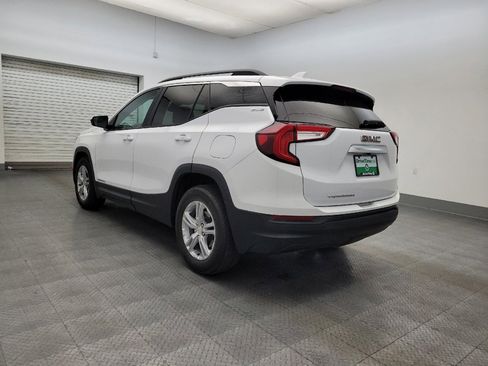 Used 2022 GMC Terrain SLE w/ Driver Convenience Package image 5