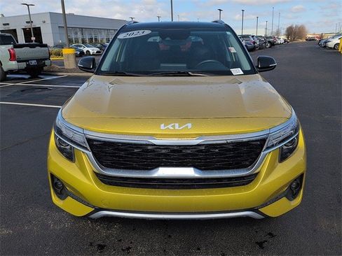 Used 2023 Kia Seltos S image 2