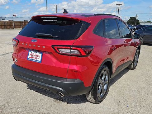 Used 2025 Ford Escape ST-Line w/ Tech Pack #1 FWD image 7