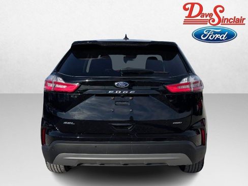 Used 2024 Ford Edge SEL w/ Convenience Package AWD/4WD image 8
