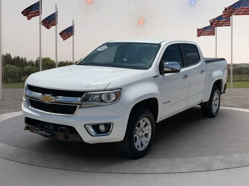 Used 2017 Chevrolet Colorado LT w/ Luxury Package, Chrome RWD image 3