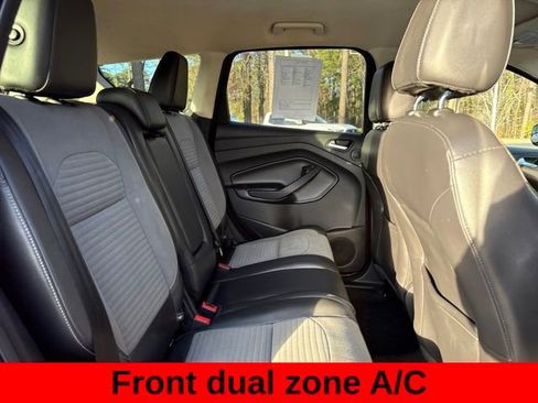 Used 2017 Ford Escape SE w/ Equipment Group 201A image 28