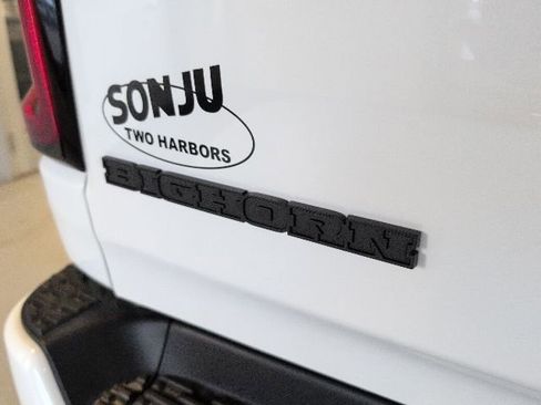 New 2026 RAM 1500 4x4 Crew Cab image 36