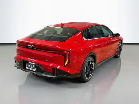 New 2025 Kia K4 GT-Line image 7