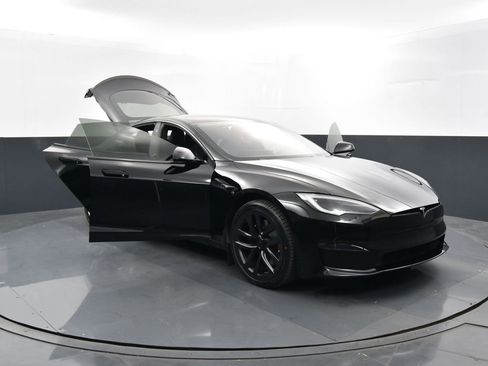 Used 2023 Tesla Model S Plaid image 37