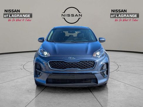 Used 2022 Kia Sportage LX image 2