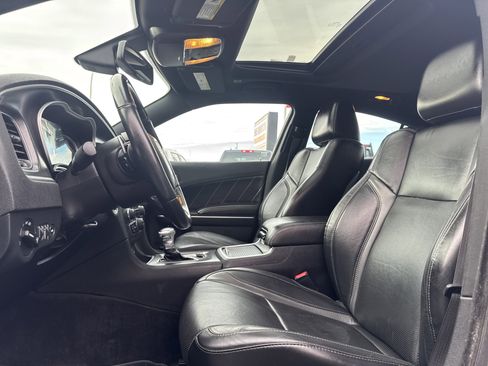 Used 2018 Dodge Charger GT image 17