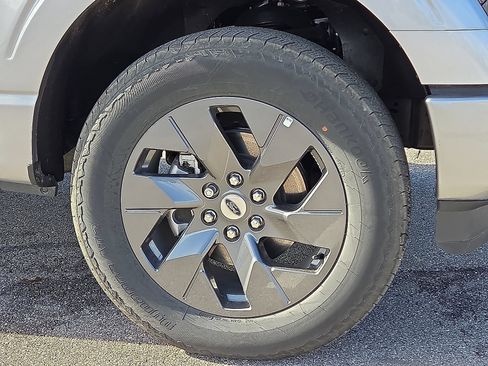 Used 2025 Ford F150 STX w/ Equipment Group 200A AWD/4WD image 7