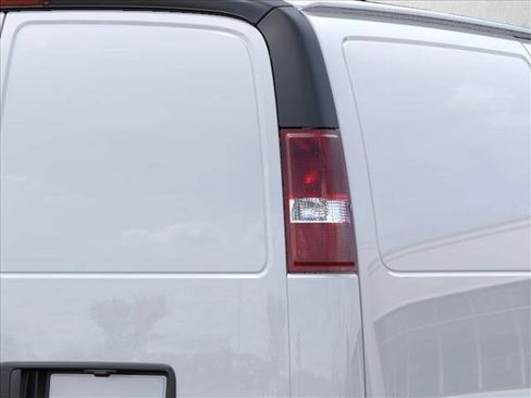 New 2026 Chevrolet Express 3500 w/ Driver Convenience Package RWD image 11