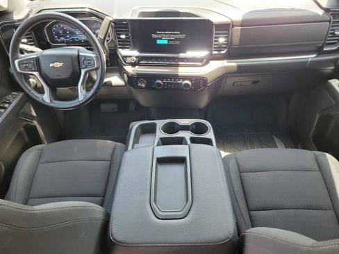 Used 2023 Chevrolet Silverado 1500 LT AWD/4WD image 16