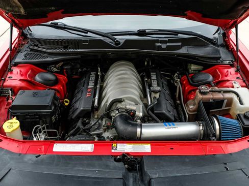 Used 2009 Dodge Challenger SRT8 w/ SRT Option Group II RWD image 41