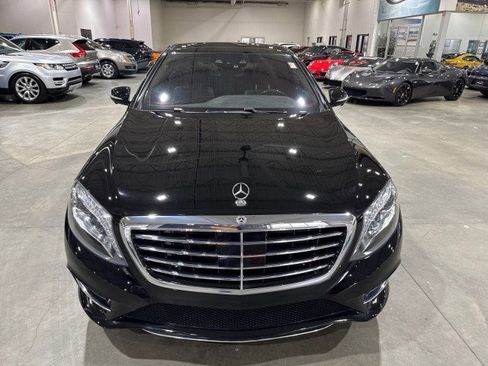 Used 2016 Mercedes-Benz S 550 Sedan image 2