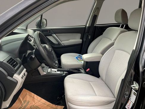 Used 2015 Subaru Forester 2.5i Premium w/ All-Weather Package AWD/4WD image 20