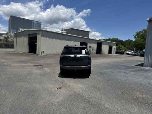 Used 2022 Toyota 4Runner SR5 RWD image 6