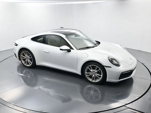 Certified 2022 Porsche 911 Carrera image 39