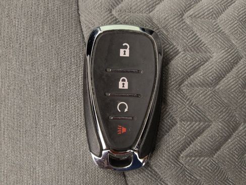 Used 2024 Chevrolet Equinox LS FWD image 32