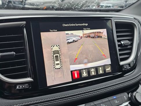 New 2026 Chrysler Pacifica Select image 21