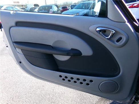 Used 2007 Chrysler PT Cruiser Convertible w/ Spring Special Group image 9