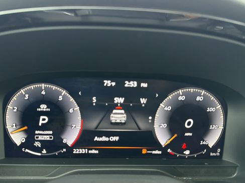 Used 2023 INFINITI QX60 Sensory w/ Cargo Package AWD/4WD image 9