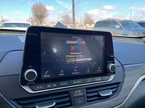 Used 2025 Nissan Altima 2.5 SV image 20