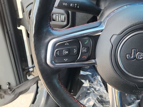 Used 2019 Jeep Wrangler Unlimited Rubicon w/ Uconnect 4C Nav & Sound Group AWD/4WD image 15