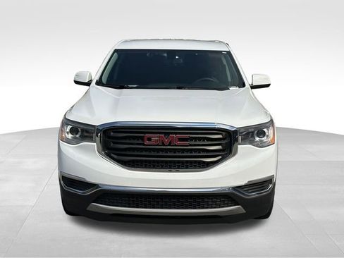 Used 2017 GMC Acadia SLE image 8