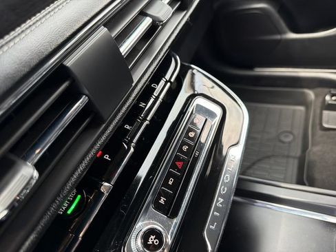 Used 2024 Lincoln Corsair FWD image 27