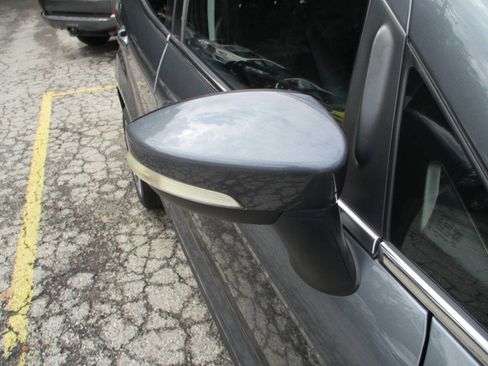 Used 2021 Ford EcoSport Titanium AWD/4WD image 26