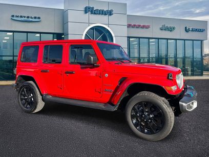 Used 2024 Jeep Wrangler Unlimited Sahara w/ Technology Group