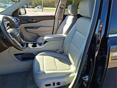 Certified 2023 GMC Acadia SLT image 14