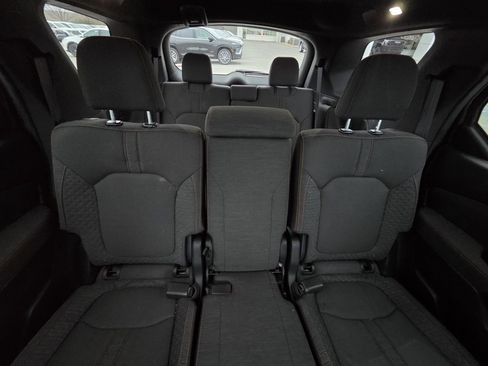 Used 2025 Honda Pilot Sport image 30