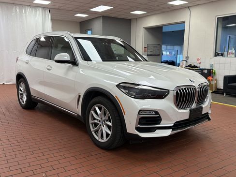 Used 2021 BMW X5 xDrive40i w/ Premium Package image 6