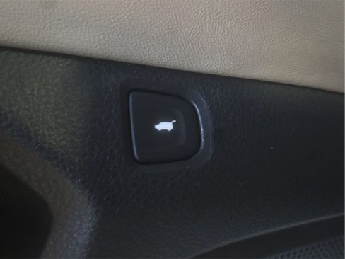 Used 2022 Acura RDX AWD w/ Advance Package image 18