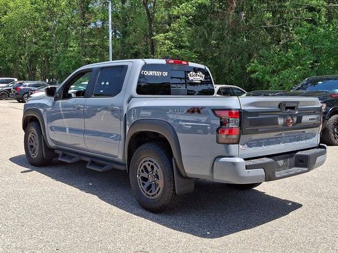 Used 2025 Nissan Frontier PRO-4X AWD/4WD image 6