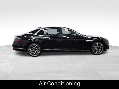 Used 2024 Genesis G90 3.5T image 11