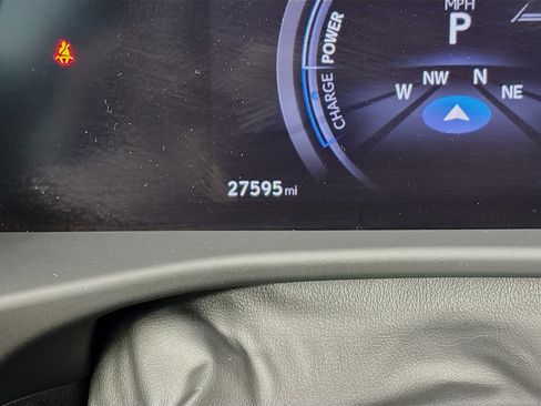 Used 2024 Lexus RZ 300e Premium w/ Technology Package image 19