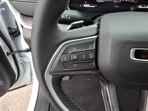 New 2025 Jeep Grand Cherokee L Limited w/ Black Appearance Package image 23